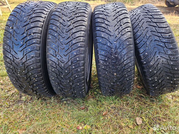 Nokian Tyres Hakkapeliitta 8 195/65 R15 95T