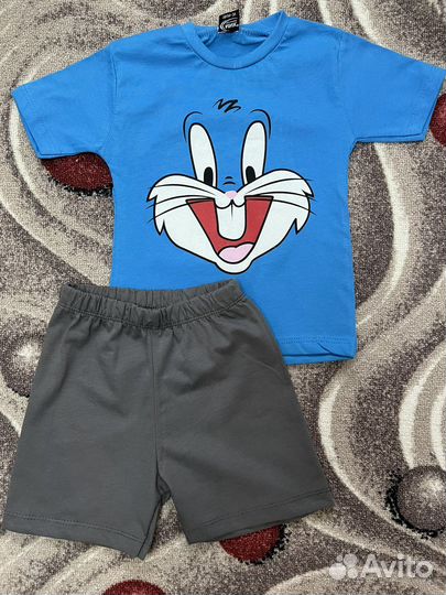 Костюм детский новый