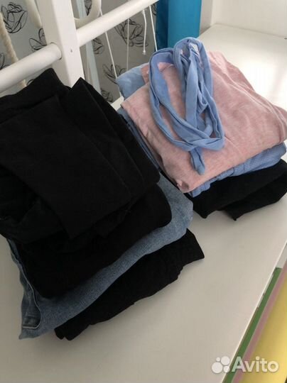 Вещи для беременных пакетом 42