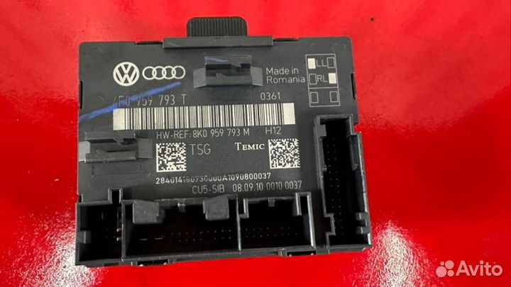 Блок комфорта передний правый Audi A6 C6 2.8 ccea