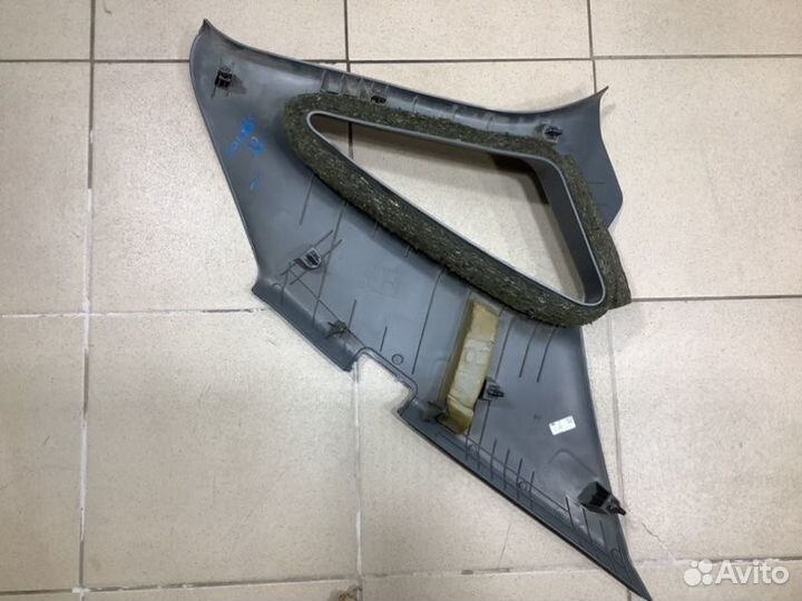 Обшивка стойки задней задняя правая Chevrolet
