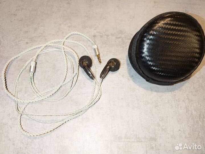 Хайповые TMusic V4