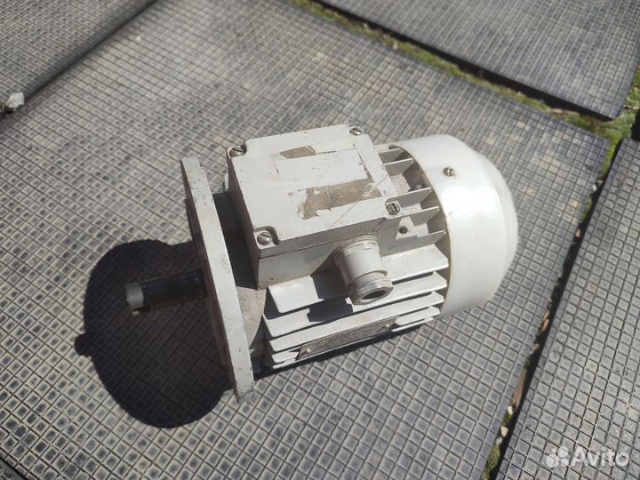 Электродвигатель 380