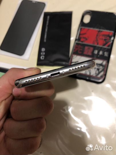 iPhone X, 64 ГБ