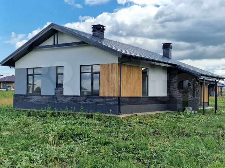 Коттедж 138 м² на участке 8,5 сот.