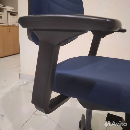 Офисное кресло Steelcase Repli