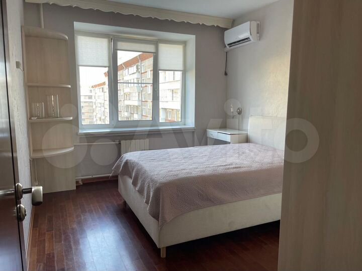 3-к. квартира, 70,5 м², 8/10 эт.