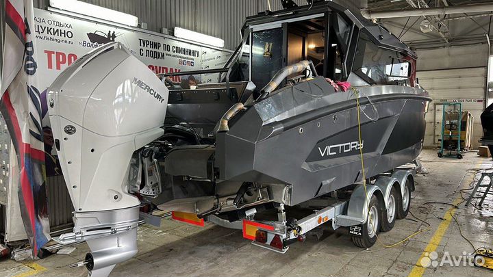Катер Victory A8 с мотором Mercury F300 V8 DTS