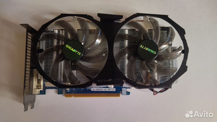 Видеокарта Windforce Gigabyte GTX 560