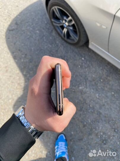 iPhone 11 Pro, 64 ГБ