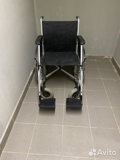 Инвалидная коляска
