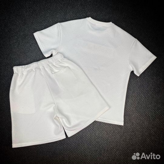 Костюмы Essentials (В Наличии)