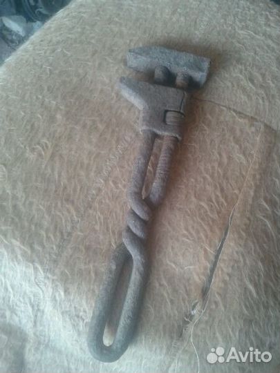 Ключ-молоток