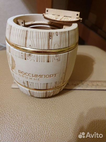 Деревянный бочонок