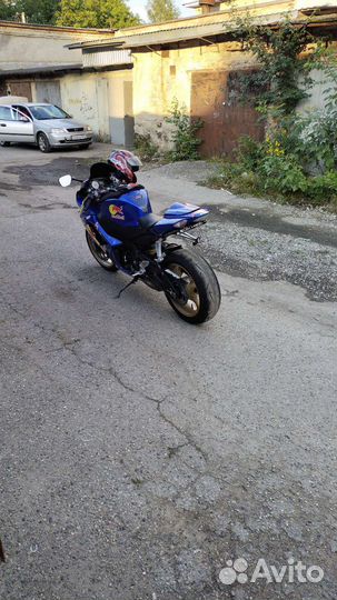 Сузуки GSX R 1000