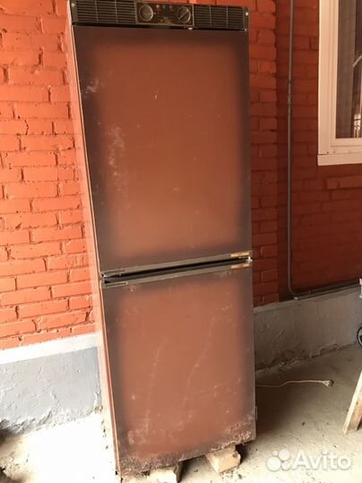 Морозильник бу отдам бесплатно
