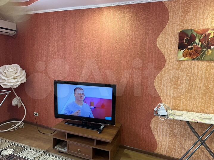 2-к. квартира, 60 м², 2/9 эт.