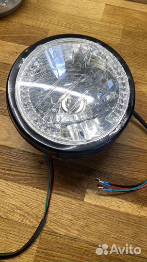 Фара на мотоцикл
