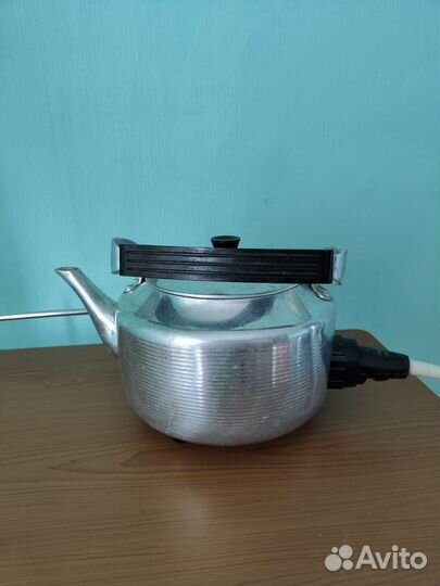 Чайник электрический СССР ретро