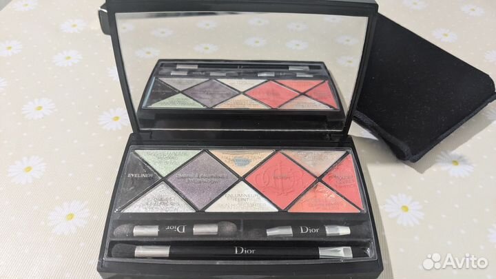 Палетка для макияжа dior диор