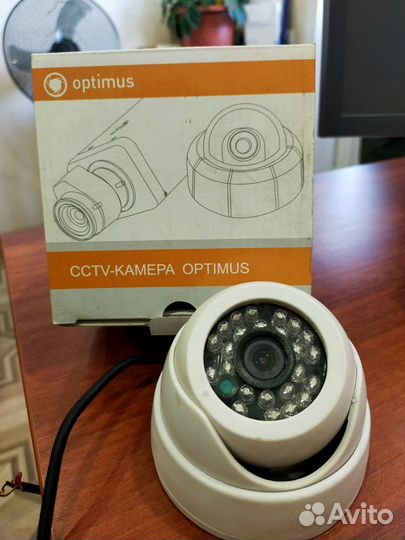 Камера видеонаблюдения купольная