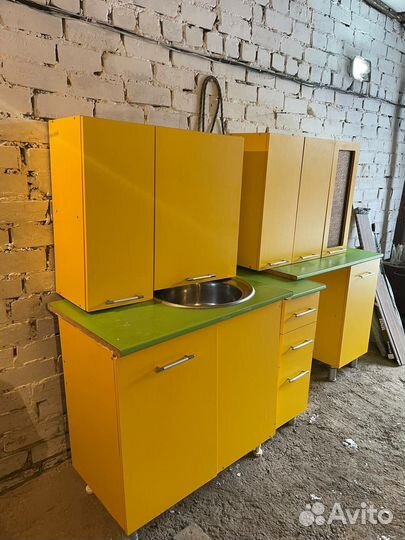 Кухонный гарнитур