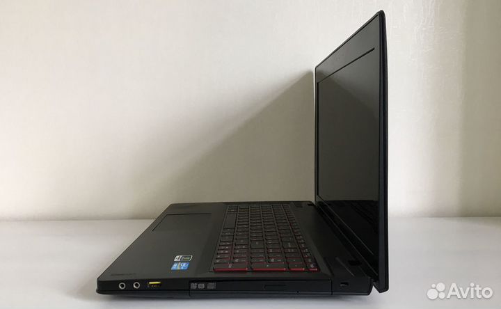 Lenovo IdeaPad Y500 (в ремонт\на разбор)