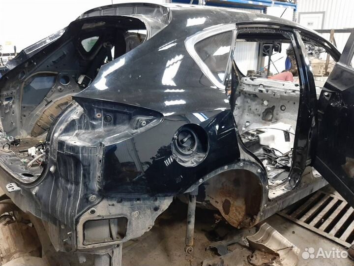 Крыло заднее правое Infiniti EX25/EX35/EX37/QX50