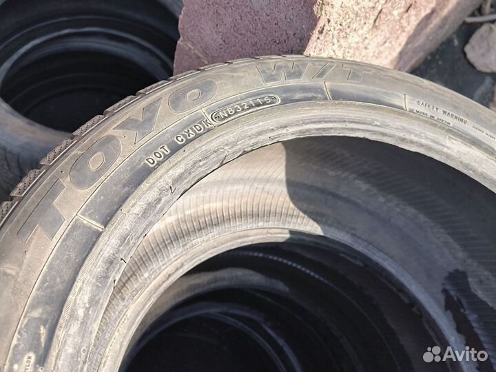 Toyo Open Country W/T 295/40 R20 110V