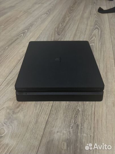 Playstation 4 slim 1tb