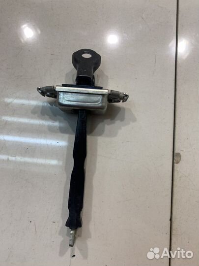 Ограничитель двери (задний, левый) (Kia Picanto)