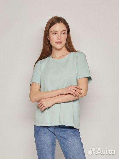 Футболки женские