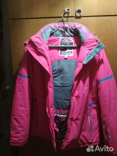 Костюм горнолыжный женский р.48