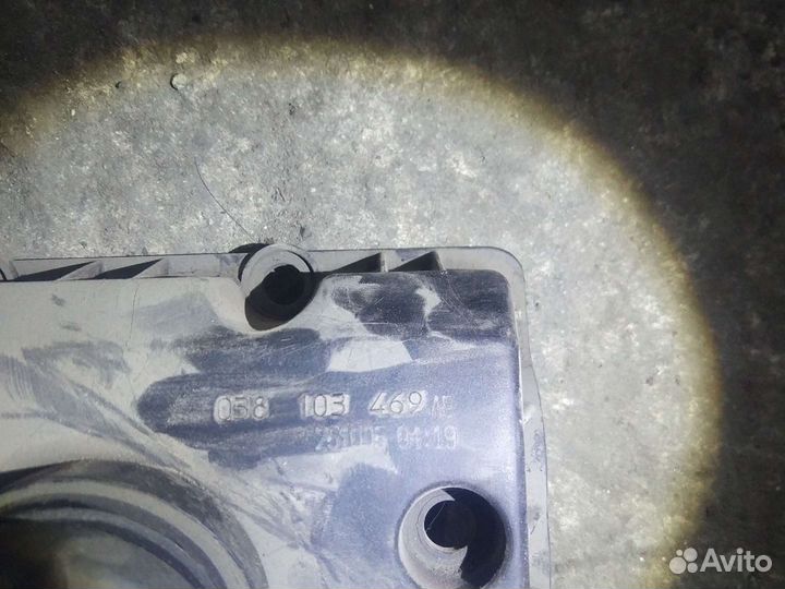 Клапанная крышка VW audi 1.9 2.0 038103469