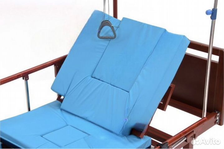 Медицинская кровать для лежачих больных