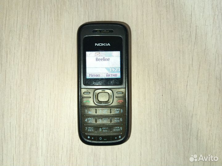 Nokia 1208