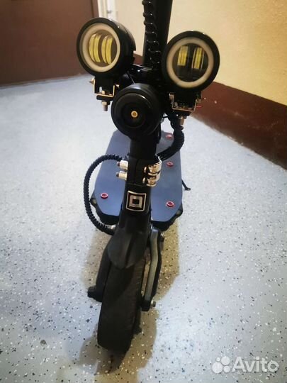 Самокат Dualtron Raptor 2. Чёрный любимец