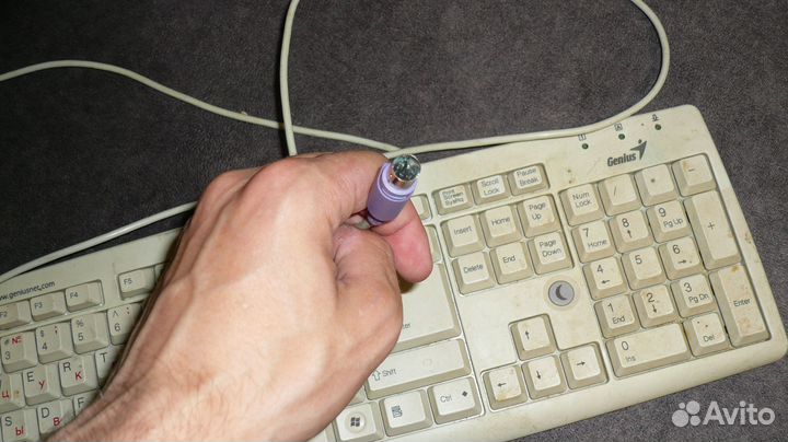 Клавиатура Genius белая PS/2 рабочая