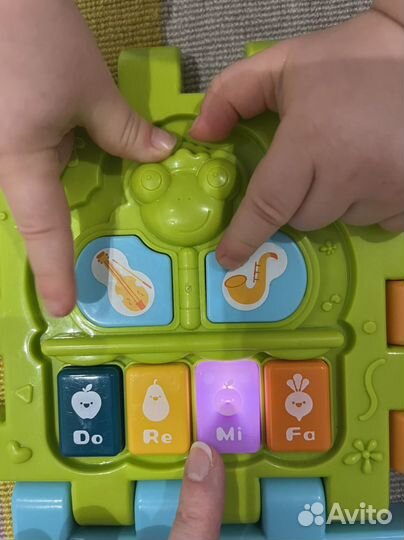 Бизикуб музыкальный