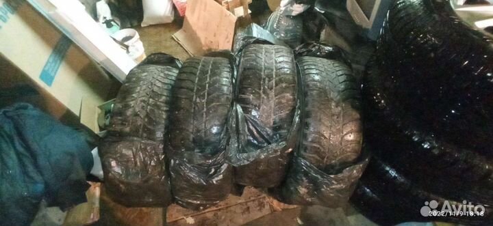 Bridgestone Ice Cruiser 5000 275/65 R17