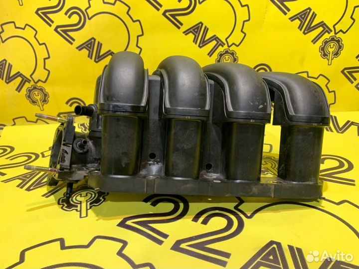 Впускной коллектор Toyota Vista ZZV50 1ZZ-FE