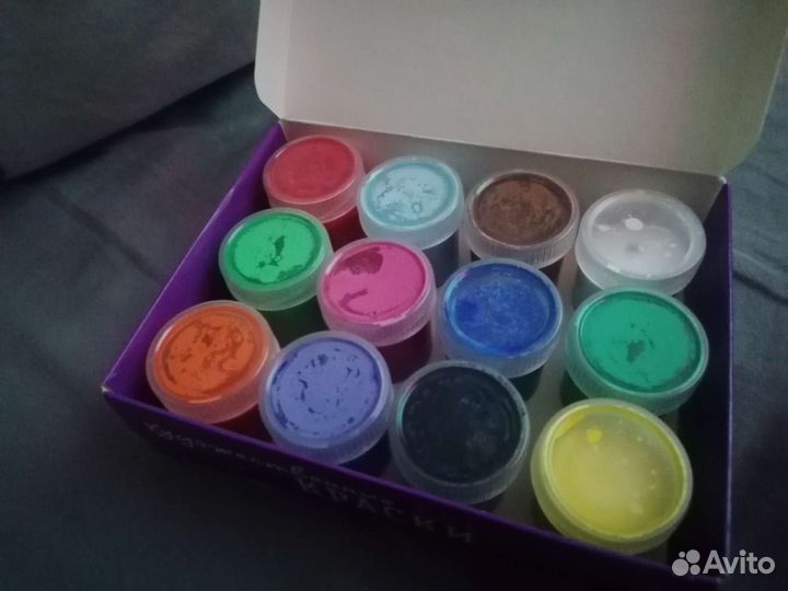 Акриловые краски художественные