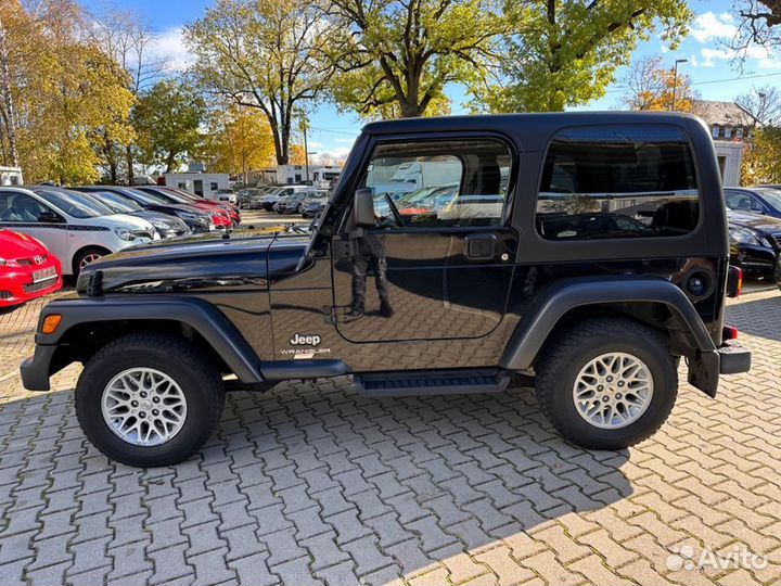 В разборе Jeep Wrangler 2004