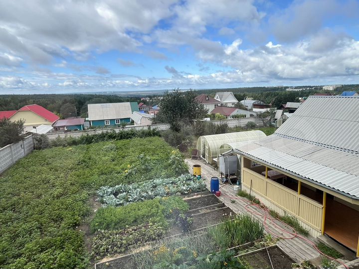 Коттедж 196,2 м² на участке 12,5 сот.