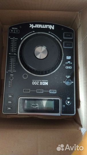 Dj проигрыватель numark ndx 200 и пульт numark m2