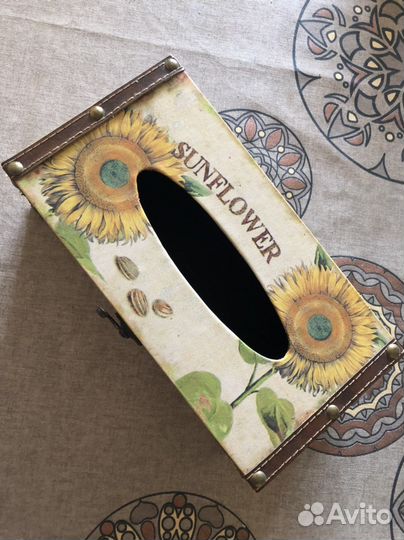 Коробка для салфеток интерьерная