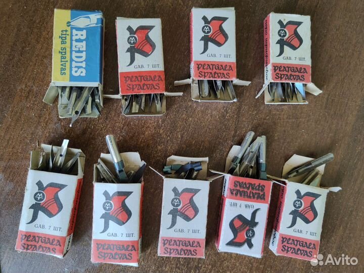 Перья 16 упаковок