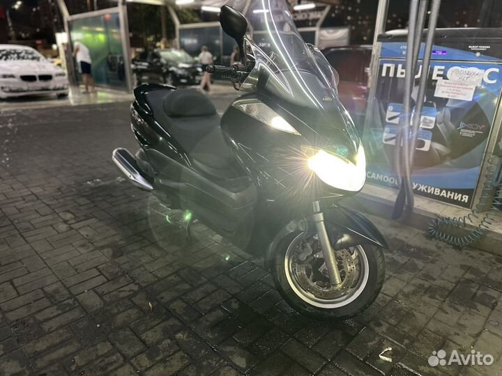 Yamaha Majesy 400