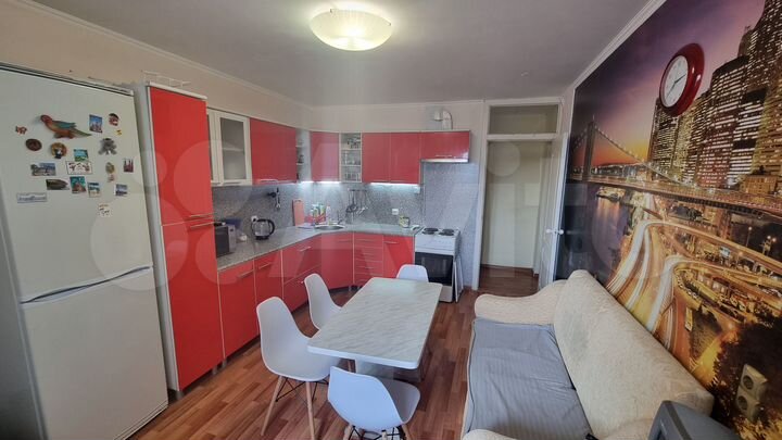 3-к. квартира, 80 м², 9/16 эт.
