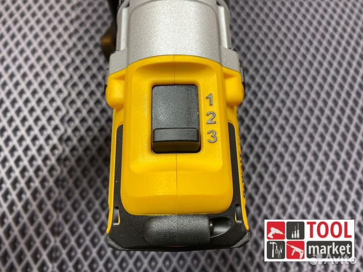 Ударная дрель-шуруповерт dewalt DCD996NT